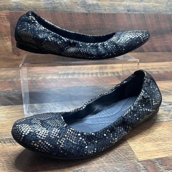 Donald J Pliner Women’s Abram Snake Black Fabric Slip On Flats Size 9.5 - Picture 1 of 8